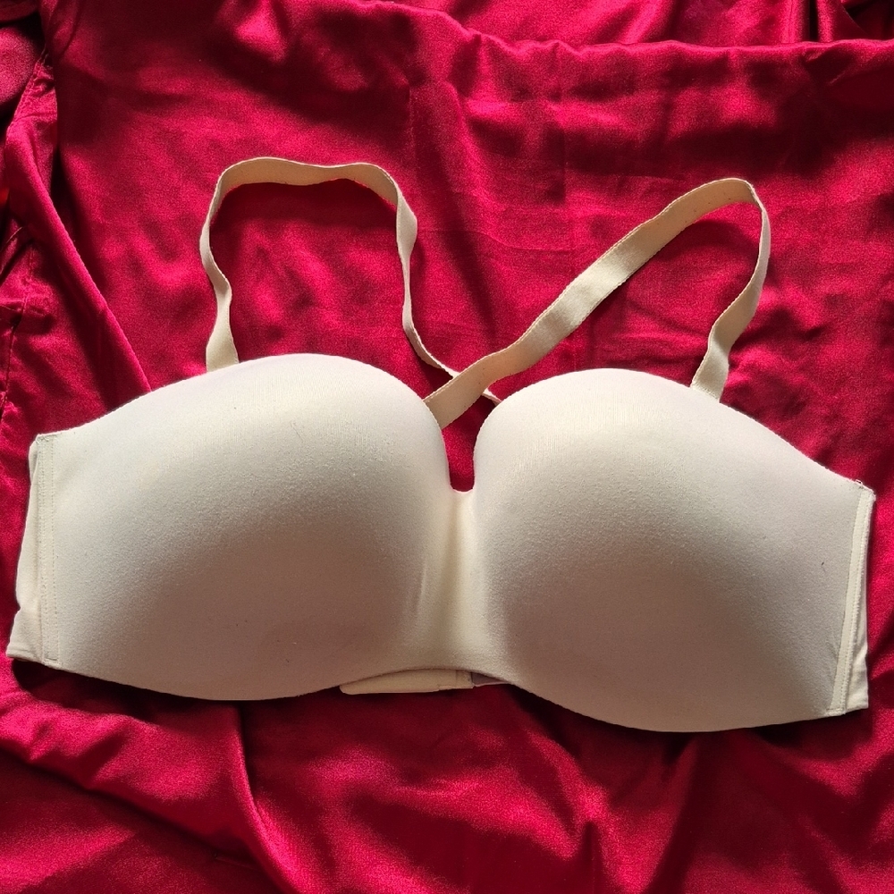 Soma Cream Strapless Bra with Versatile Wear